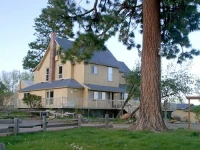 Crystalwood Lodge 2*