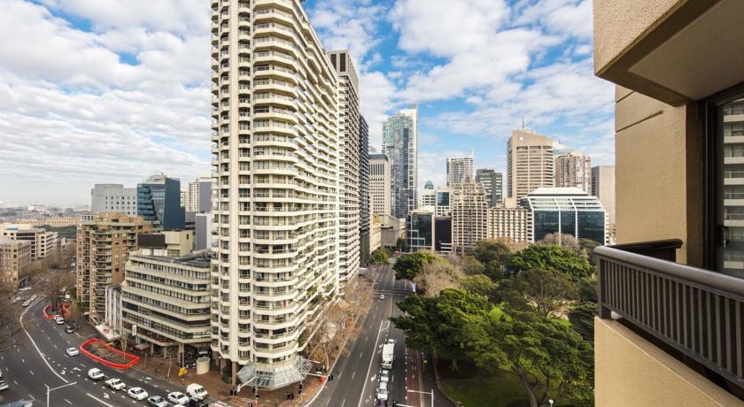 Oaks Hyde Park Plaza 4*