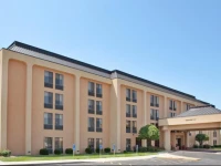 Hampton Inn Kansas City Liberty 3*