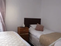 Thorncliffe Hotel 2*