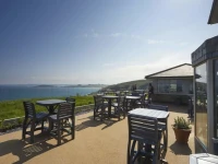 Lewinnick Lodge 2*