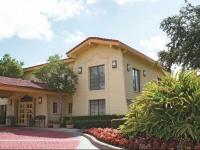 La Quinta Inn Houston la Porte 3*