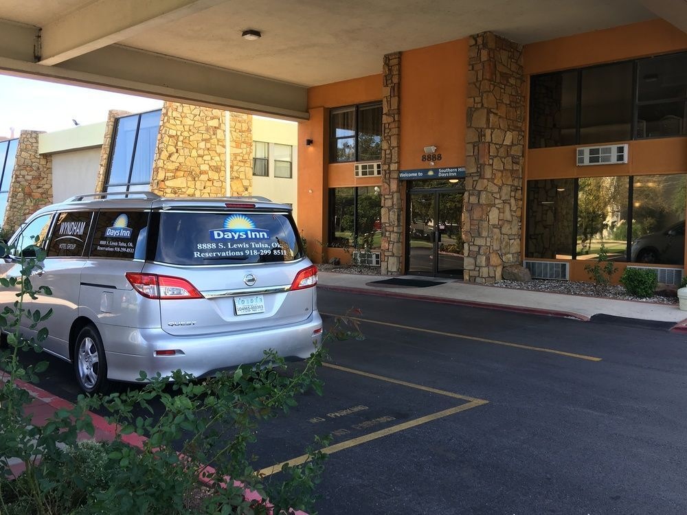 Days Inn Southern Hills/ORU 2*