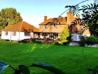 Iffin Farmhouse 4*