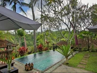 The Mahogany Villa 2*