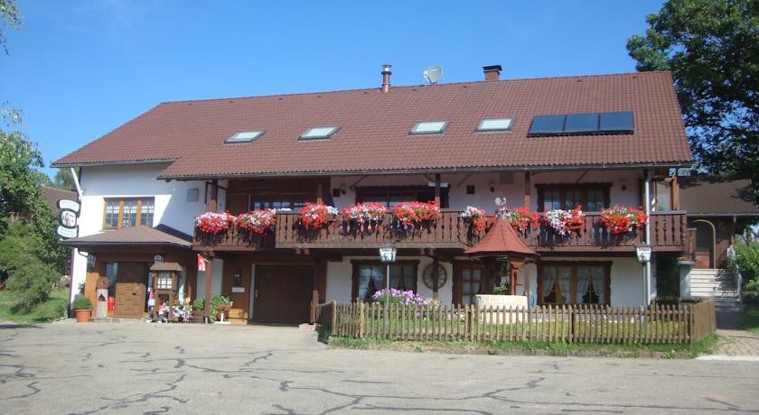Mettenberger Hof 1*