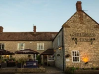 Mildmay Arms 3*