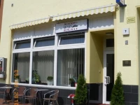 Academy Hotel 2*