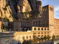 Apartamentos Montserrat Abat Marcet 3*