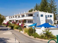 Mayer Luz Beach Apartments 