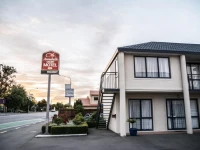 Annabelle Court Motel 4*
