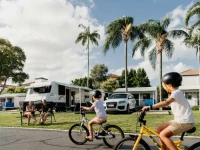Nobby Beach Holiday Village 3*