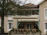 Les Genets Du Vignac 2*