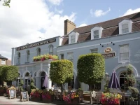 Coach & Horses Hotel 3*