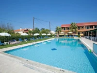 Yiannis Apartments Complex 2*