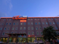 Hotel Bahagia