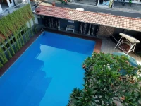 Airlangga Hotel 2*