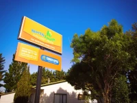 North South Holiday Park 3*