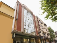 Hotel Vishesh Continental 2*