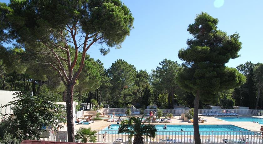 Camping Taxo Les Pins 2*