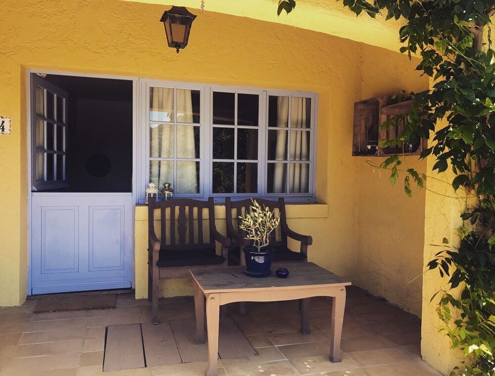 Residence Le Mouron Rouge 2*