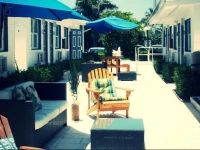 Hollywood Beach Suites, Hostel and Hotel 2*