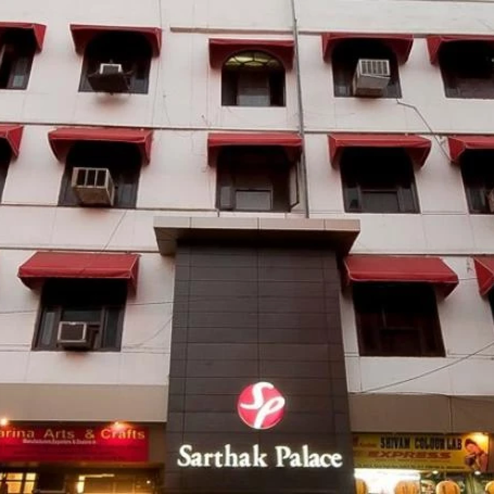 Sarthak Palace 3*