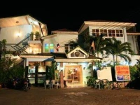 13 Coins Antique Villa Hotel Bangkok 2*