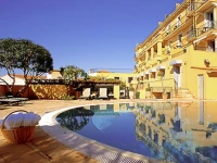 La Perouse 4*