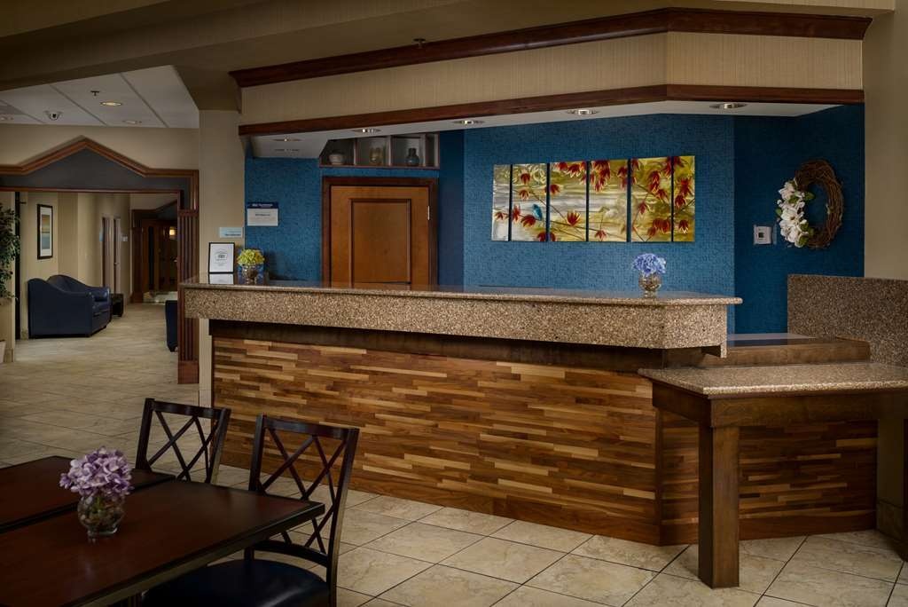 Holiday Inn Express Goldsboro 2*