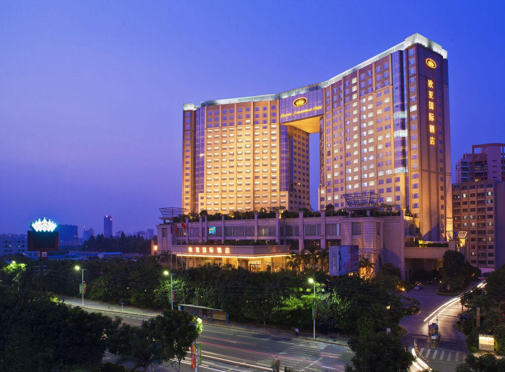 Eurasia International Hotel 5*