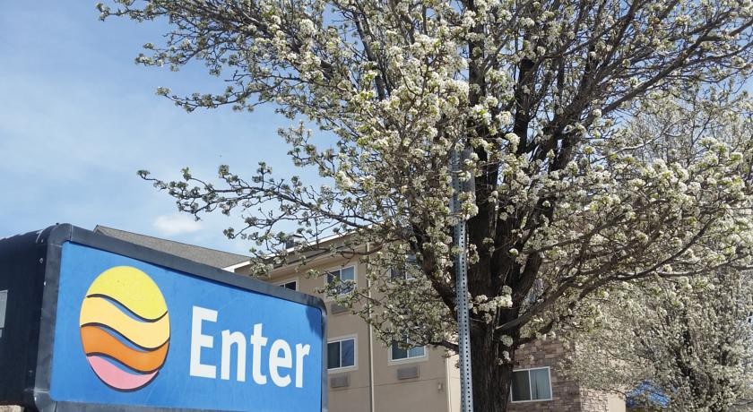 Comfort Inn Fort Collins 3*