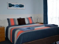 Castaway Holiday Apartments 3*