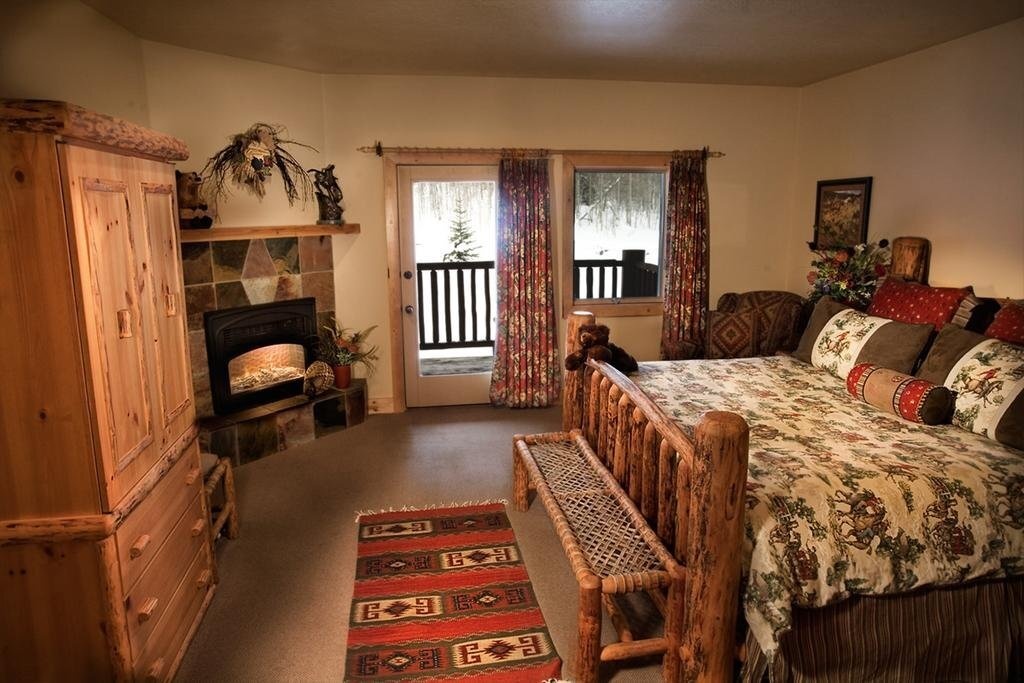 Daniels Summit Lodge 3*