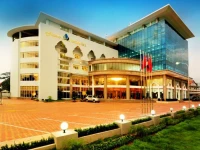 Vientiane Plaza Hotel 4*