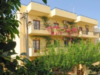 Cleopatra Apartments 3*