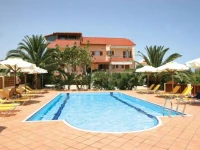 Bella Vista Studios and Apartments 2*
