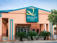 Quality Inn Pensacola 2*