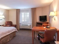 Candlewood Suites Pearland 2*