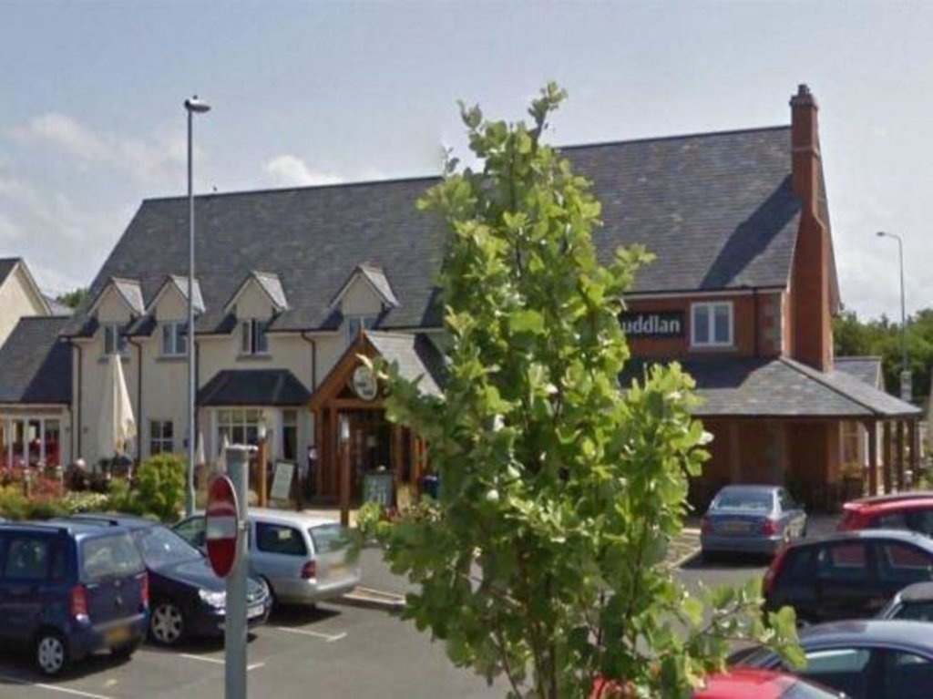 Premier Inn Rhuddlan 3*