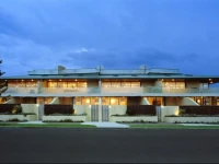 Beach Suites 4*