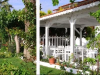 Teos Pension 2*