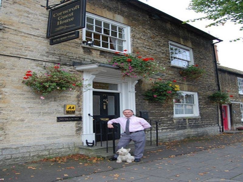 Corncroft Guest House 4*