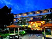Sea Paradise Sattahip 3*
