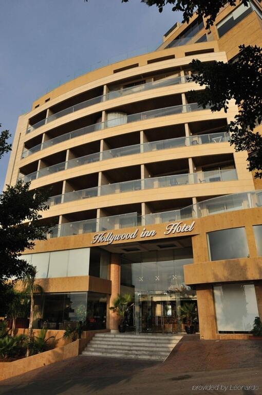 Hollywood Hills Hotel 3*