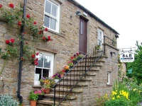 Hazels Roost 3*