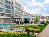 Grand Kamelia - Lilis Apartments 
