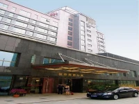 Fairmont Residence 4*