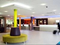 Holiday Inn Express Preston South 2*