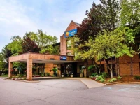 Comfort Inn Livonia 2*